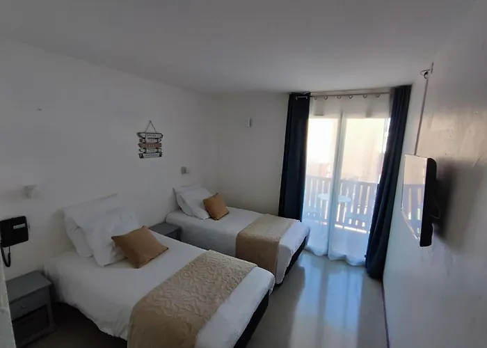 Szálloda Logis De La Clape