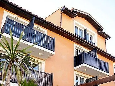 Hotel Logis De La Clape 3*