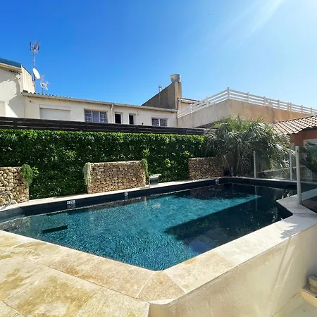 호텔 Logis De La Clape 나르본플라제