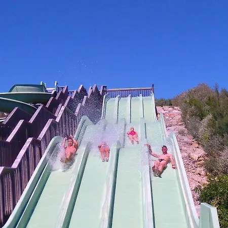 Logis De La Clape 3* 나르본플라제