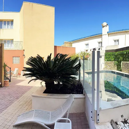 Logis De La Clape 호텔 3*