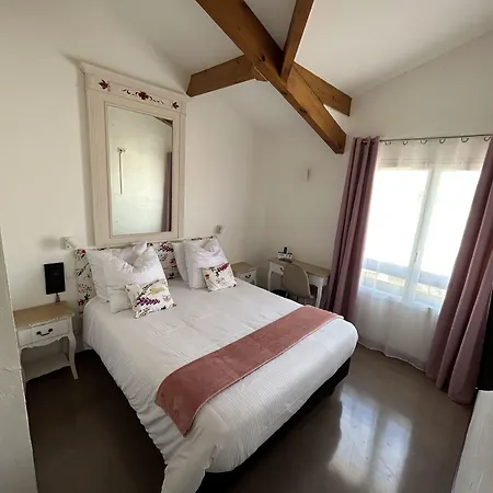 Hotel Logis De La Clape